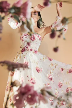 Andrea & Leo blomstret gallakjole