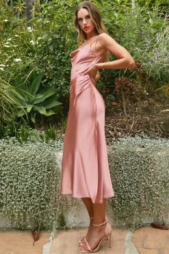 Ankellang satinkjole BD103