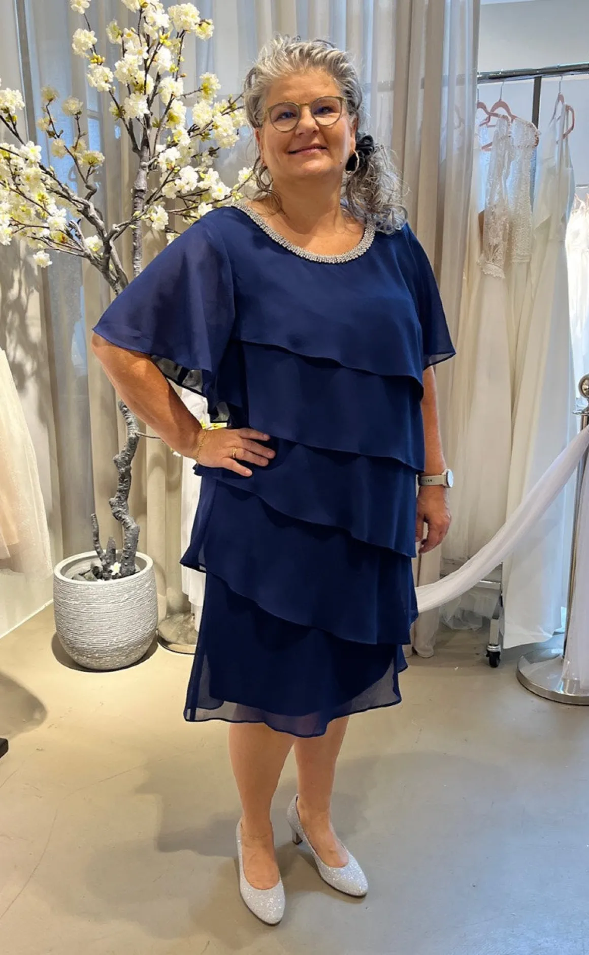 Knælang festkjole 3361