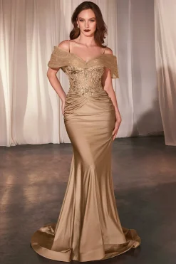 La Divine CD798 tætsiddende festkjole med aftagelige offshoulder