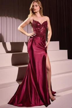 La Divine KV1112 stropløs satinkjole med slids