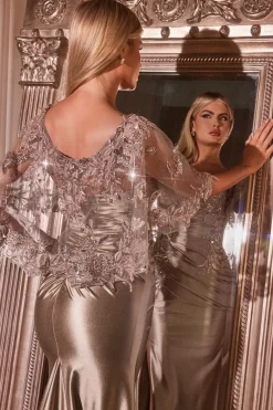 La DivineCDS499 satinkjole med aftagelig kappe