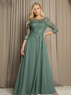 Selskabskjole med ærmer og fine blonder 5258