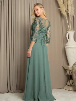 Selskabskjole med ærmer og fine blonder 5258